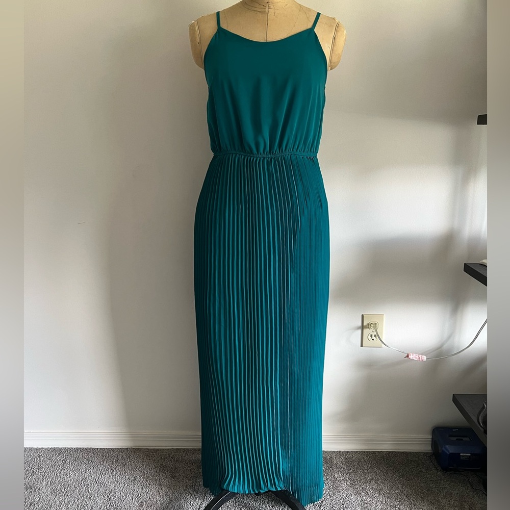 Charming Charlie Teal Pleated Maxi Dress